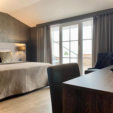 Charmehotel Kruishof Остенде Экстерьер фото