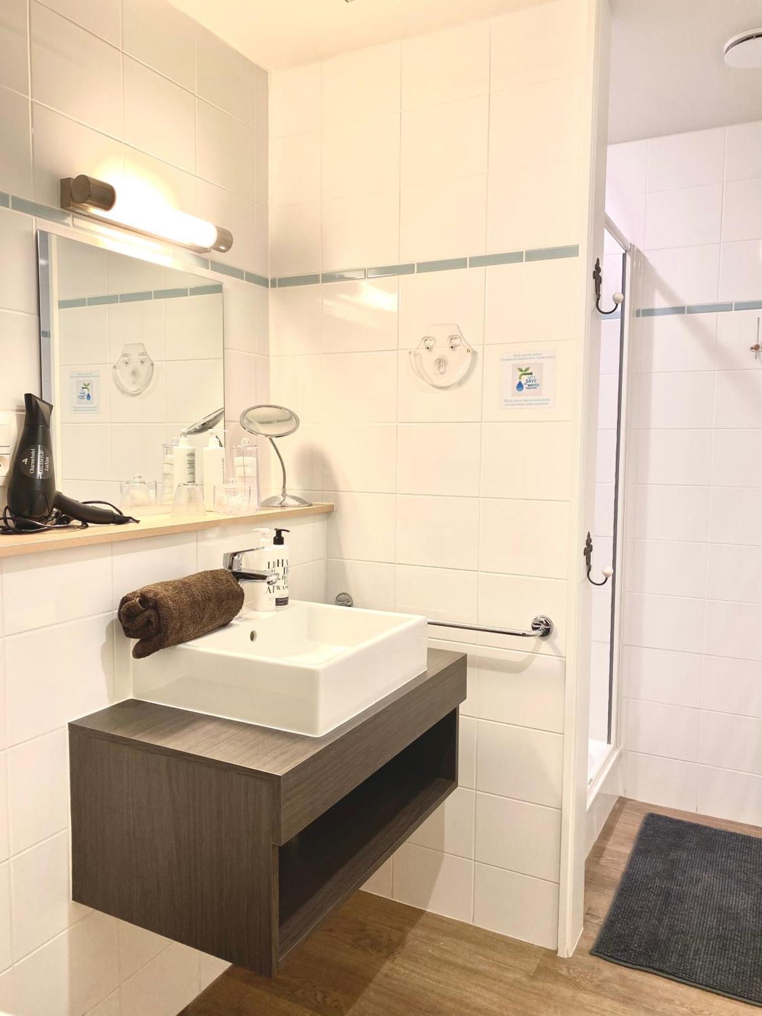 Charmehotel Kruishof Остенде Экстерьер фото